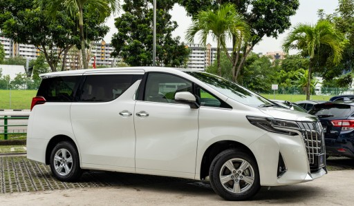 Alphard X Hybrid-2-512x299.jpg